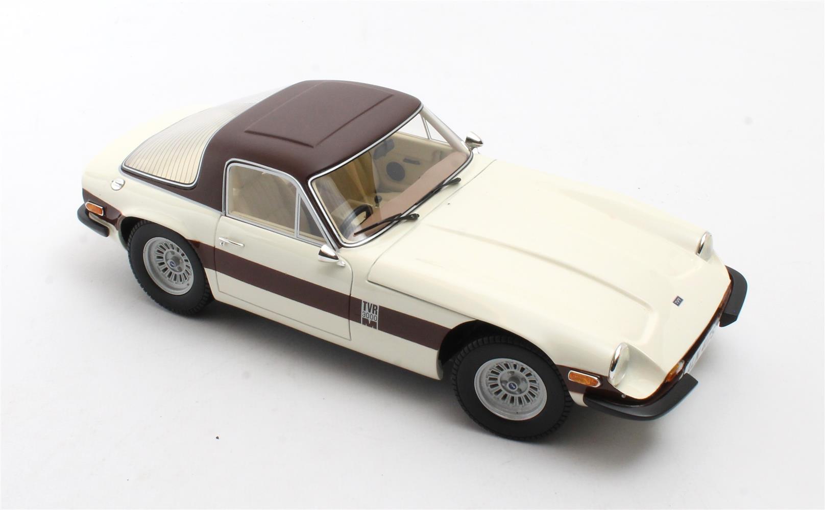 Cult Models TVR 3000M 1:18 - Cream - Image 8