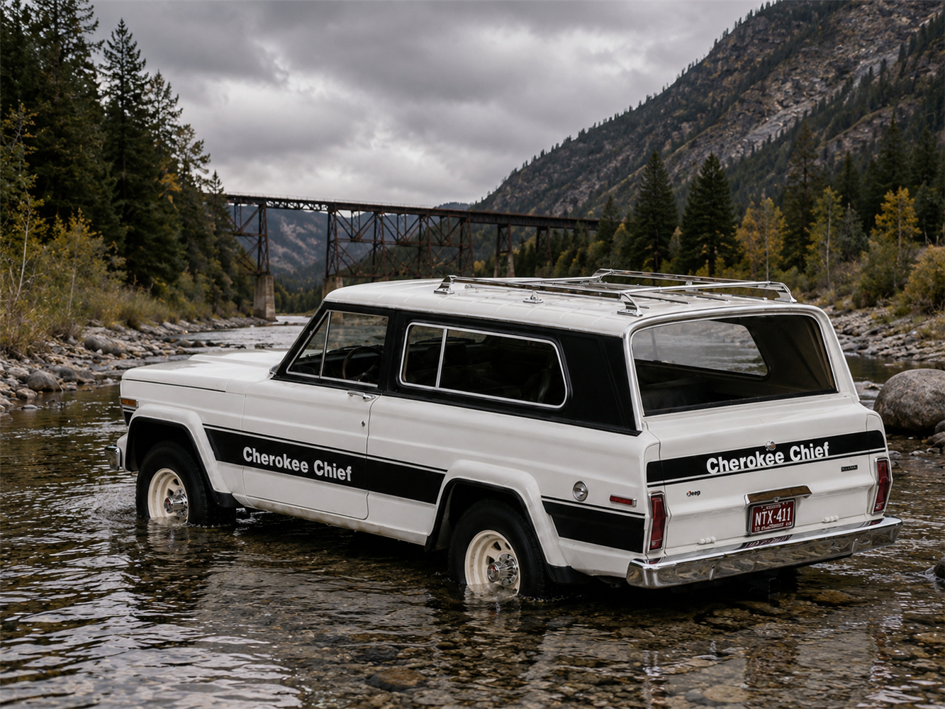 Cult Models Jeep Cherokee Chief (SJ) 1:18 - White