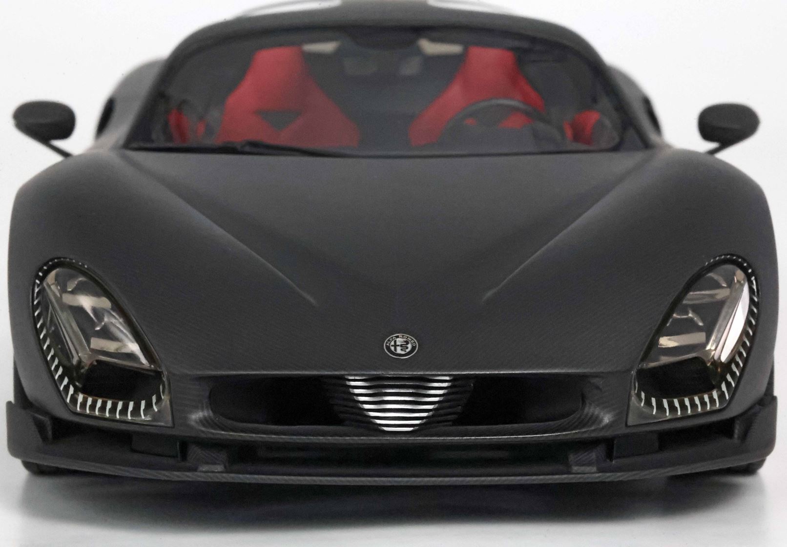 BBR Alfa Romeo 33 Stradale Full Carbon Fibre - Matte Carbon | 1:18 – Bild 9