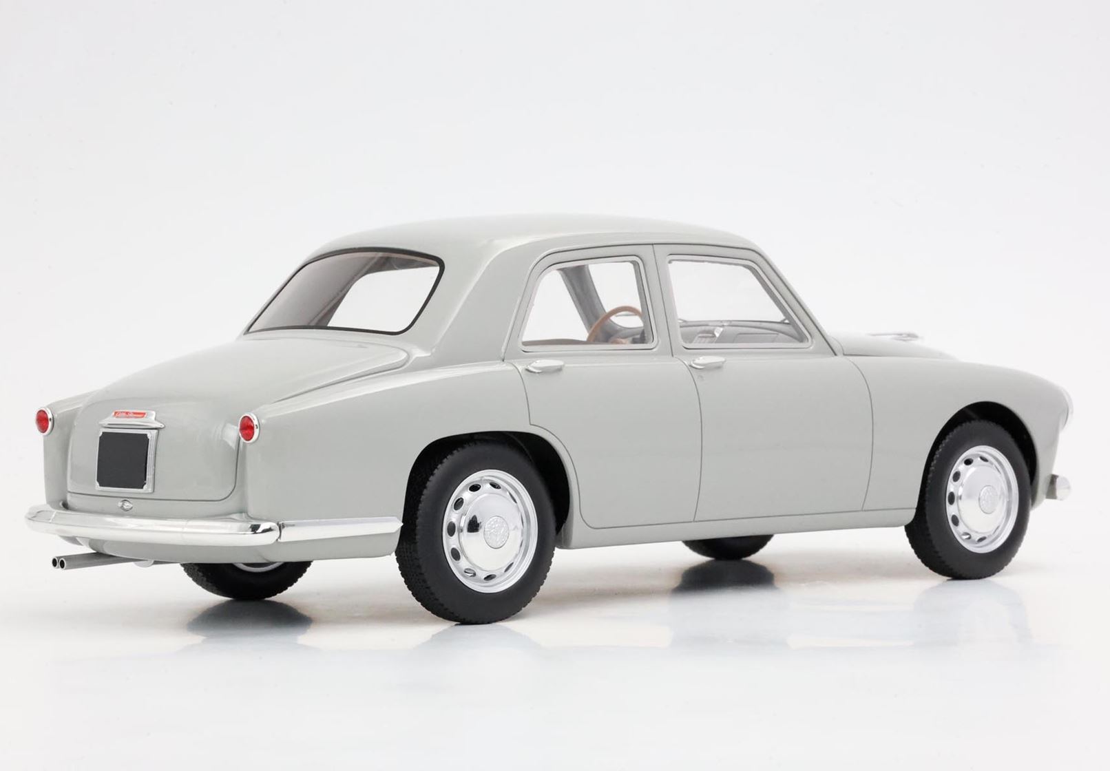 BBR Alfa Romeo 1900 by RGM Design - Alba Grey | 1:18 - 画像6