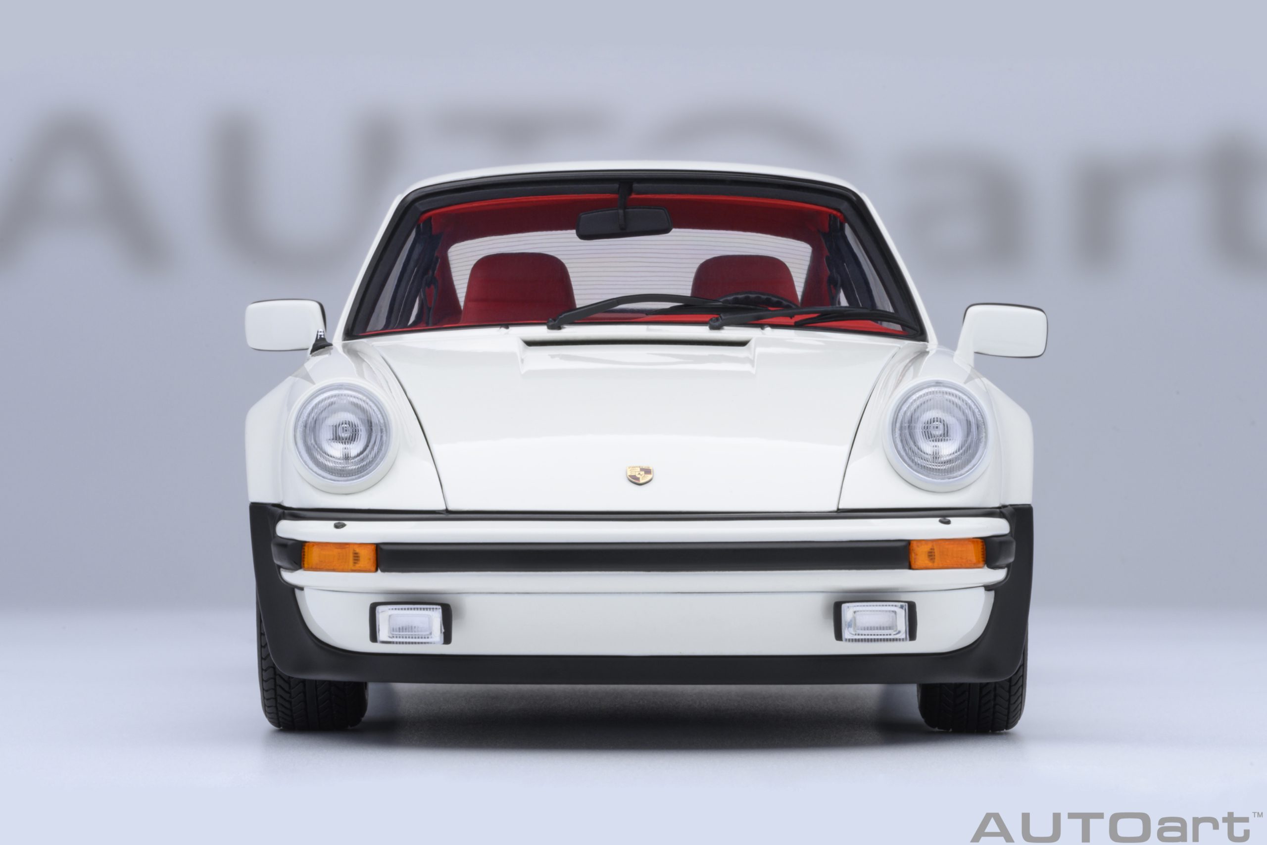 AUTOart Porsche 911 Turbo 3.0 (930) 1:18 - Grand Prix White – Bild 5