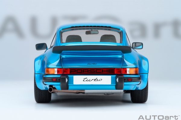 AUTOart Porsche 911 Turbo 3.0 (930) 1:18 - Minerva Blue - modelcars24