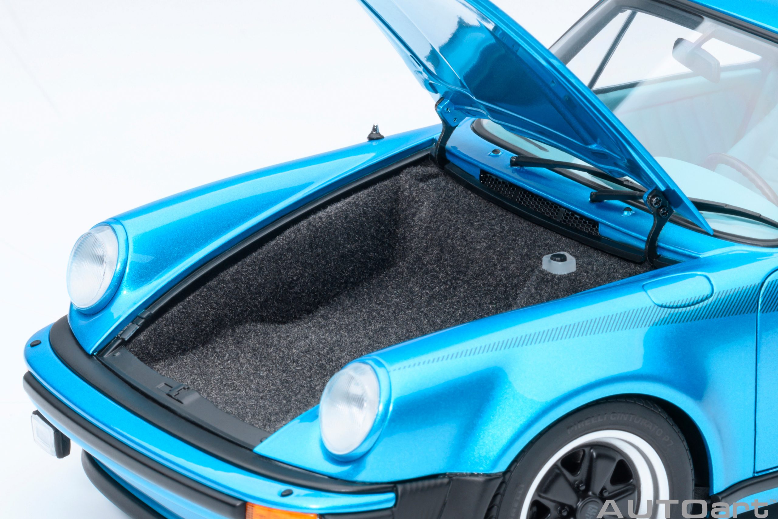 AUTOart Porsche 911 Turbo 3.0 (930) 1:18 - Minerva Blue – Bild 11