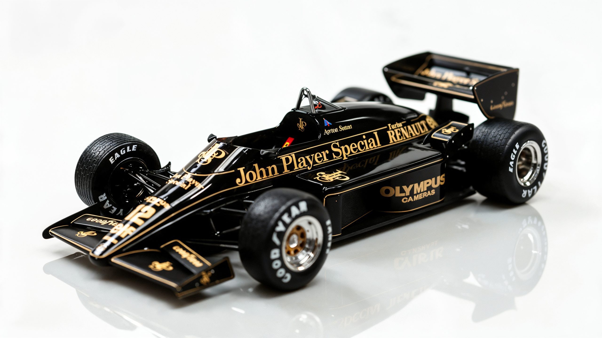Werk83 Lotus 97T Ayrton Senna Portugal 1985 - Bausatz | 1:8