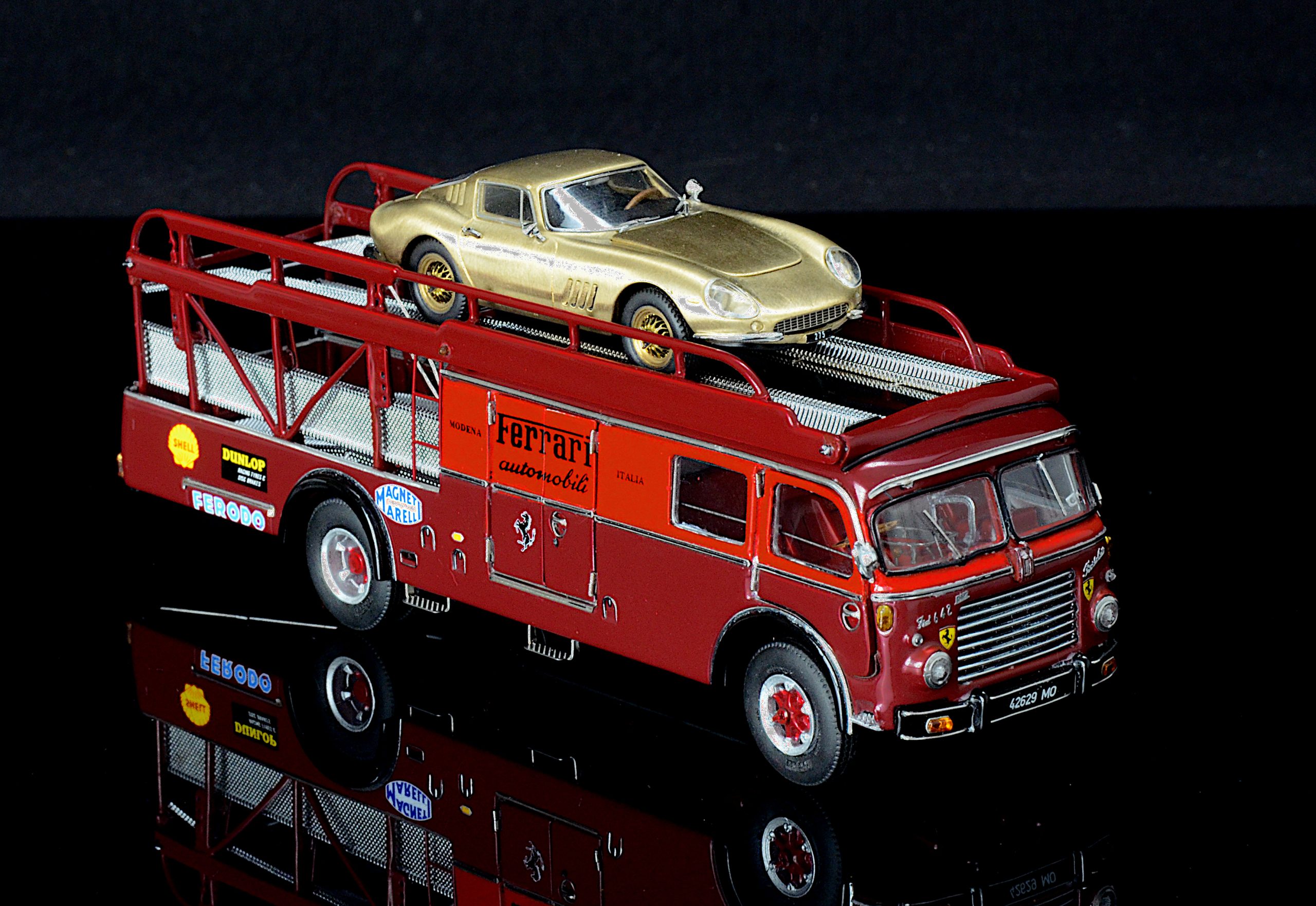 CMC Ferrari Transporter, Fiat 642 RN2 Bartoletti, 1957 - 1/64 – Bild 2