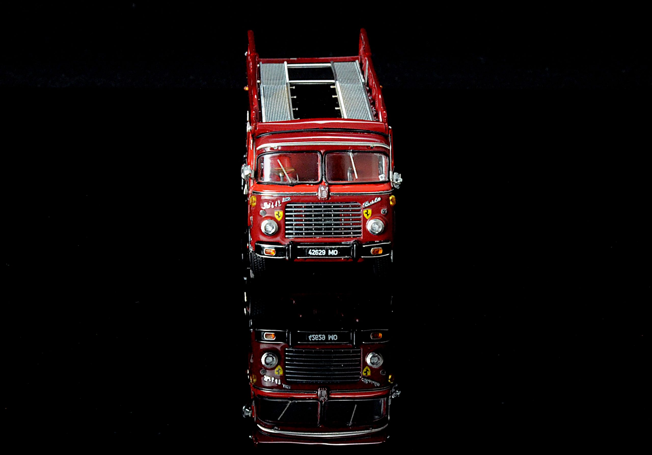 CMC Ferrari Transporter, Fiat 642 RN2 Bartoletti, 1957 - 1/64 – Bild 3