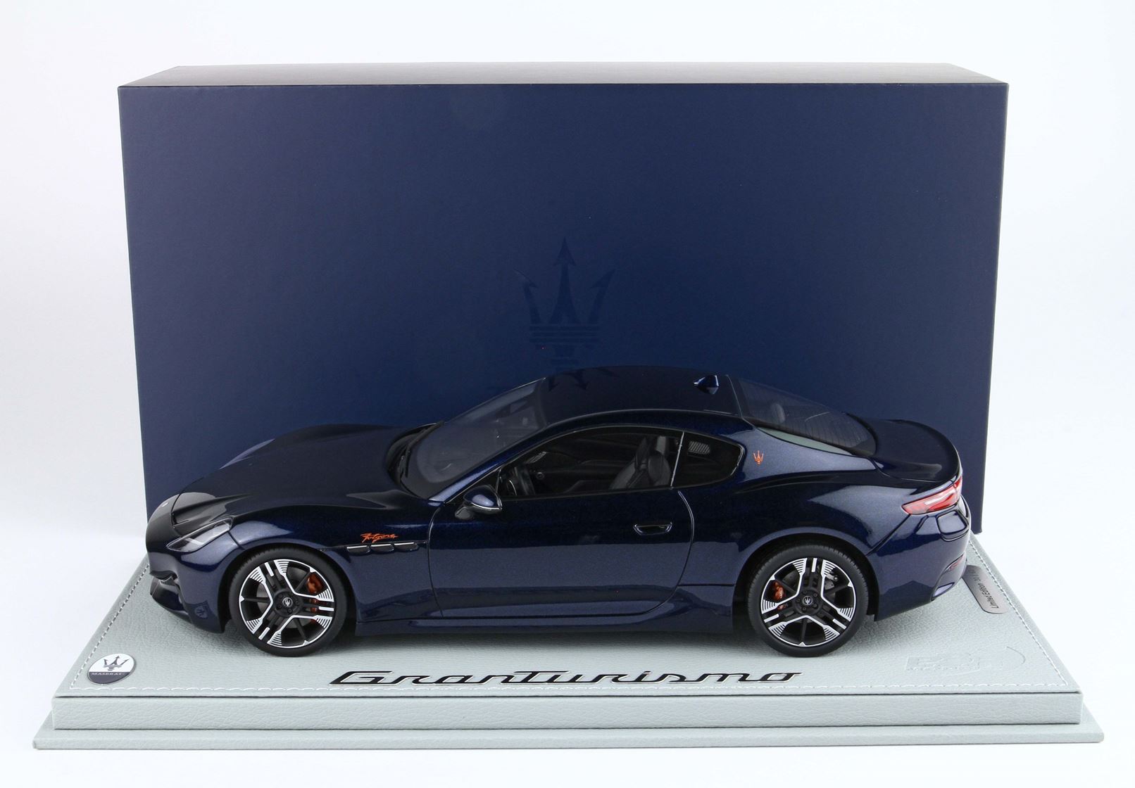 BBR Maserati Granturismo FOLGORE 2023 BLU NOBILE | 1:18
