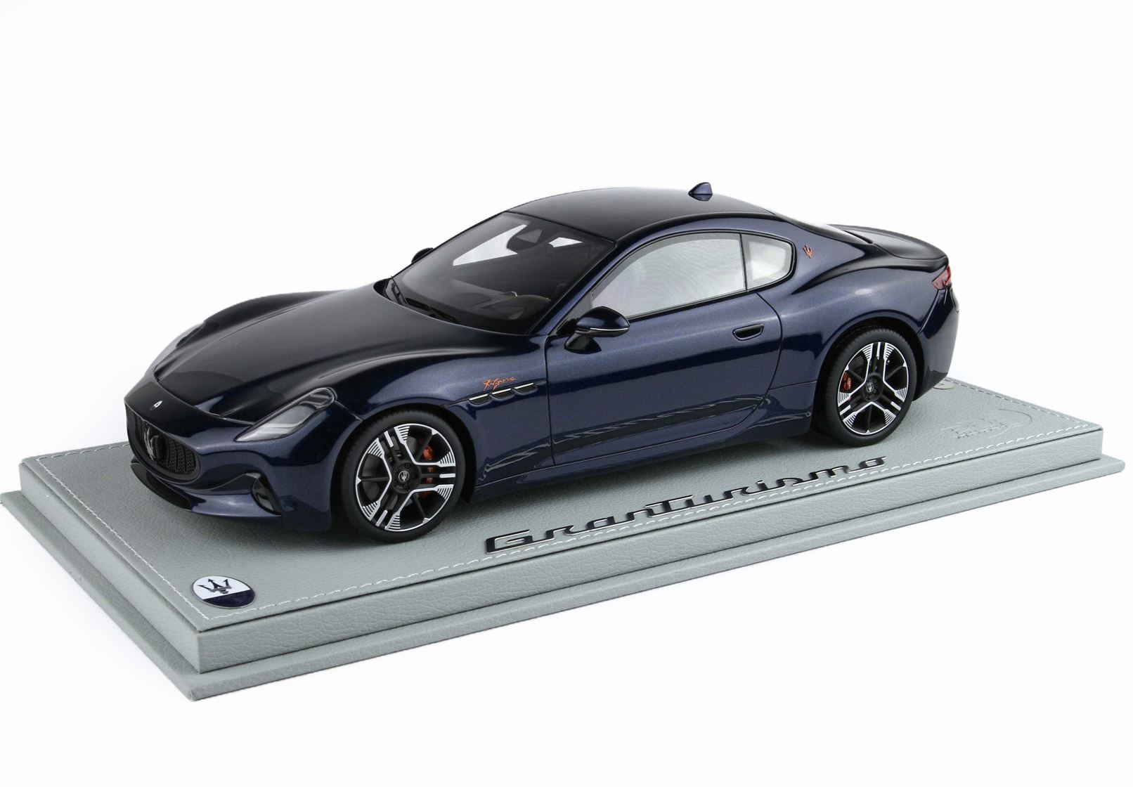 BBR Maserati Granturismo FOLGORE 2023 BLU NOBILE | 1:18 – Bild 3