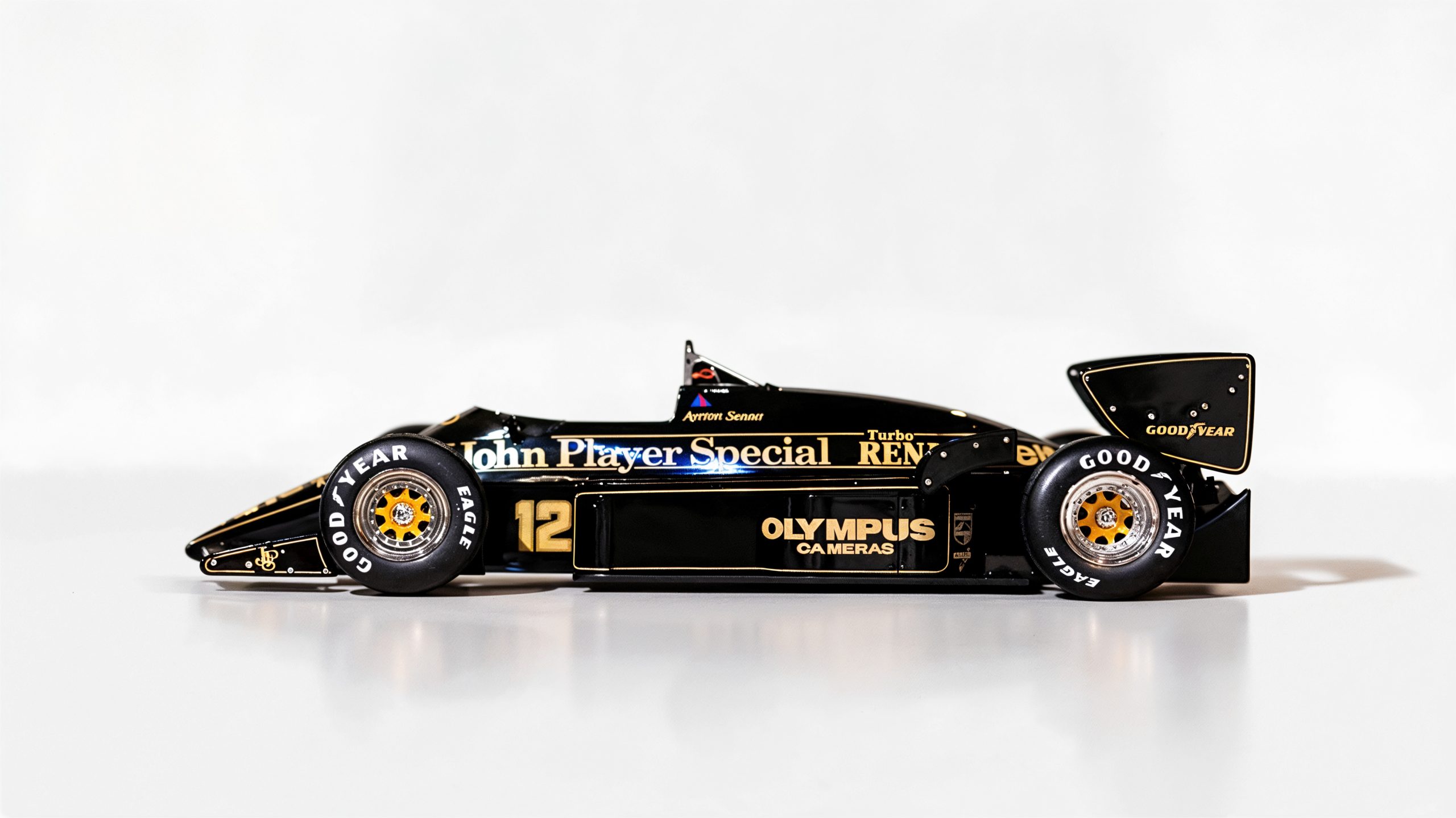 Werk83 Lotus 97T Ayrton Senna Portugal 1985 - Bausatz | 1:8 – Bild 5